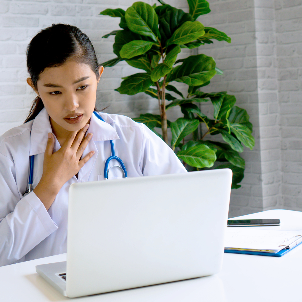 s médecins dispoinible pour tout problèmes de peau avec la téléconsultation médicale